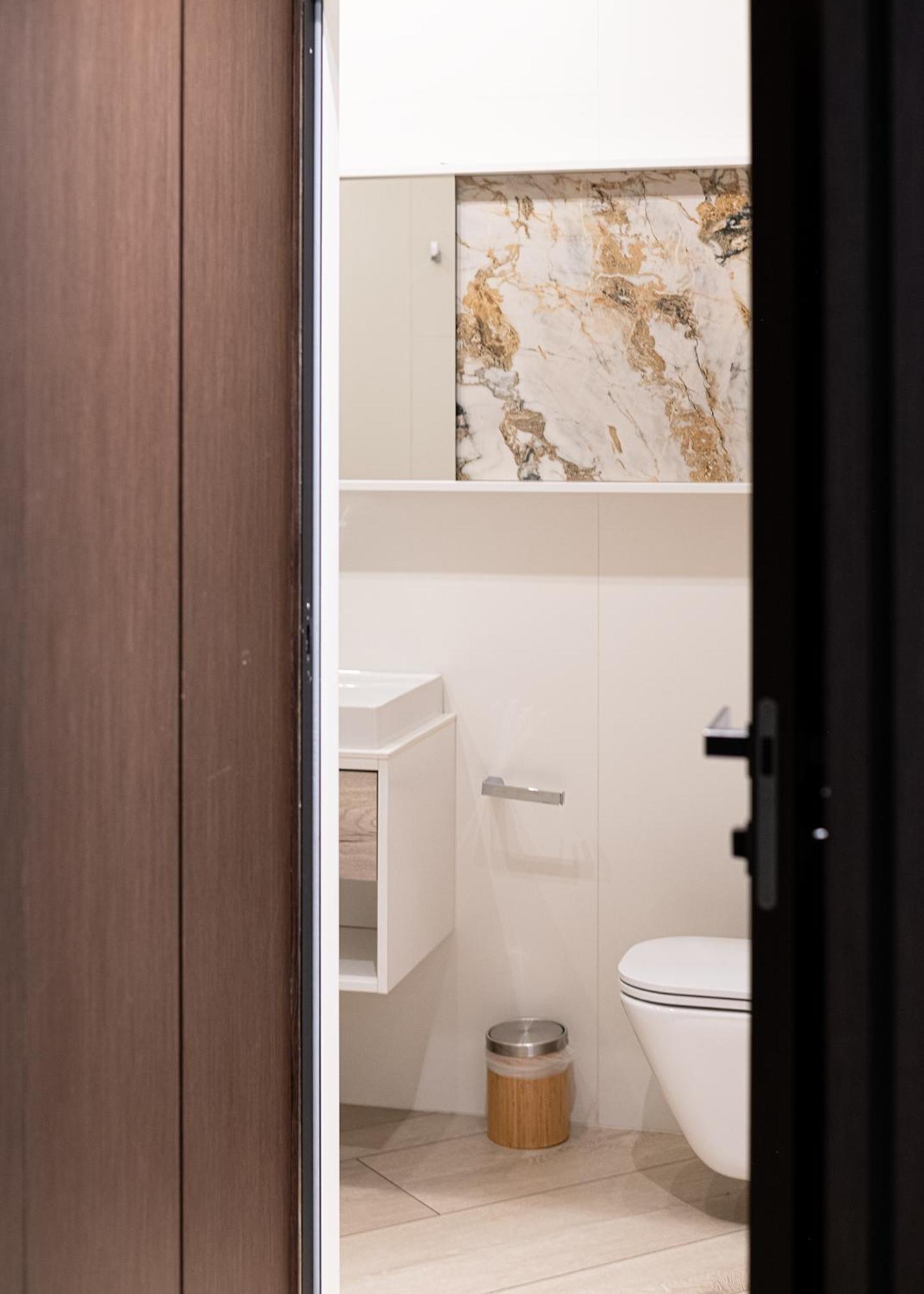 Rentplanet - Apartament Zlota Warszawa Exteriör bild
